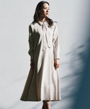【オンワード】 23区 L（大きいサイズ）>ワンピース 【VERYコラボ】トリアセダブルジョーゼット つけ襟 ボウタイワンピース ベージュ 46 レディース