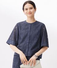 【オンワード】 自由区>トップス 【カタログ掲載・洗える】フラワータイルレース ブラウス インディゴブルー 40 レディース