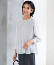 【オンワード】 23区>トップス 【洗える】ライトバックサテンアムンゼン プリーツ ブラウス ライトグレー 38 レディース