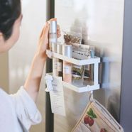 am&be フィルムフックで簡単設置 暮らしになじむすき間収納スチールラック〈白〉の会【送料: 540円+税】