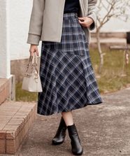 【オンワード】 any SiS>スカート 【美人百花11月号掲載】アシンメトリーマーメイドフレア スカート ネイビー 2 レディース