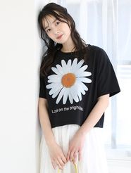 【fifth/フィフス】ビッグフラワープリントTシャツ