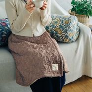 am&be 花咲くキルティングの2-WAY巻くブランケットの会【送料無料】
