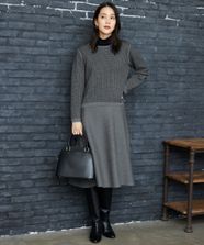 【オンワード】 自由区>ワンピース 【WEB限定カラーあり・洗える】リバーシブルニット セットアップ(プルオーバー×フレアスカート) グレー×ブラック 36 レディース