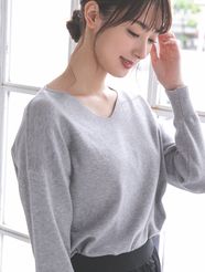 【fifth/フィフス】シルキータッチVネックニット