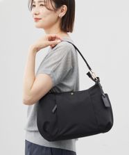【オンワード】 J.PRESS LADIES>バッグ 【新色登場！・WEB限定カラーあり・撥水・2way】ナイロン ショルダー バッグ ブラック F レディース